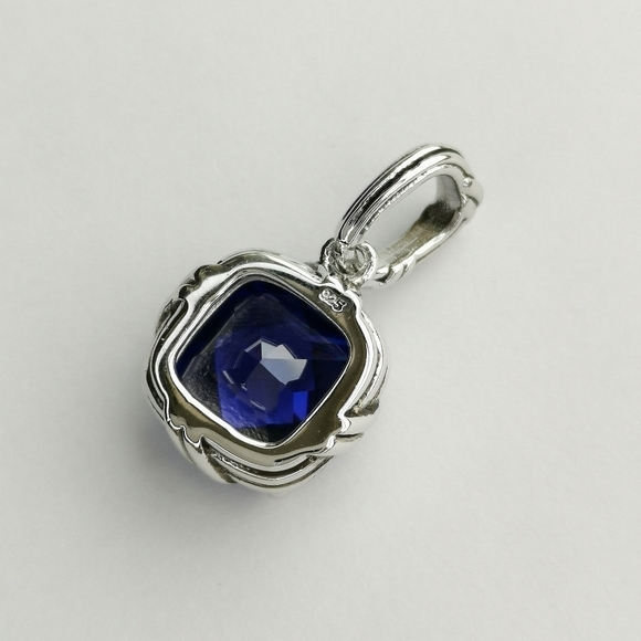 New sterling silver cable design Sapphire cz pendant for necklace - Picture 2 of 5